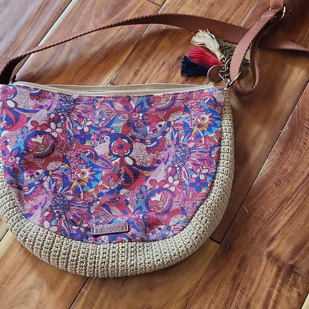 Sakroots Ryder Crochet Canvas Crescent Crossbody Shoulder Bag Boho Print NWOT - Picture 2 of 9